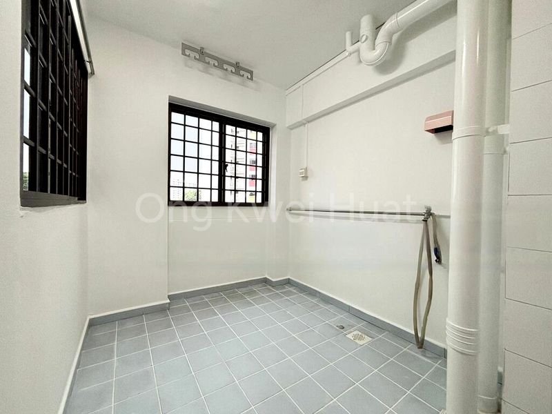 4 Room (4A) HDB for Sale in  255 Serangoon Central Drive - Image 4